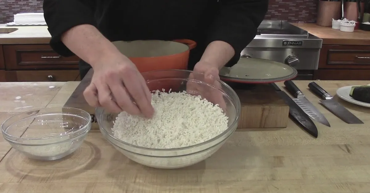 cooking sushi rice in rice cooker